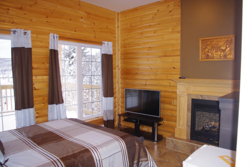 Auberge La Taniere Tadoussac Εξωτερικό φωτογραφία