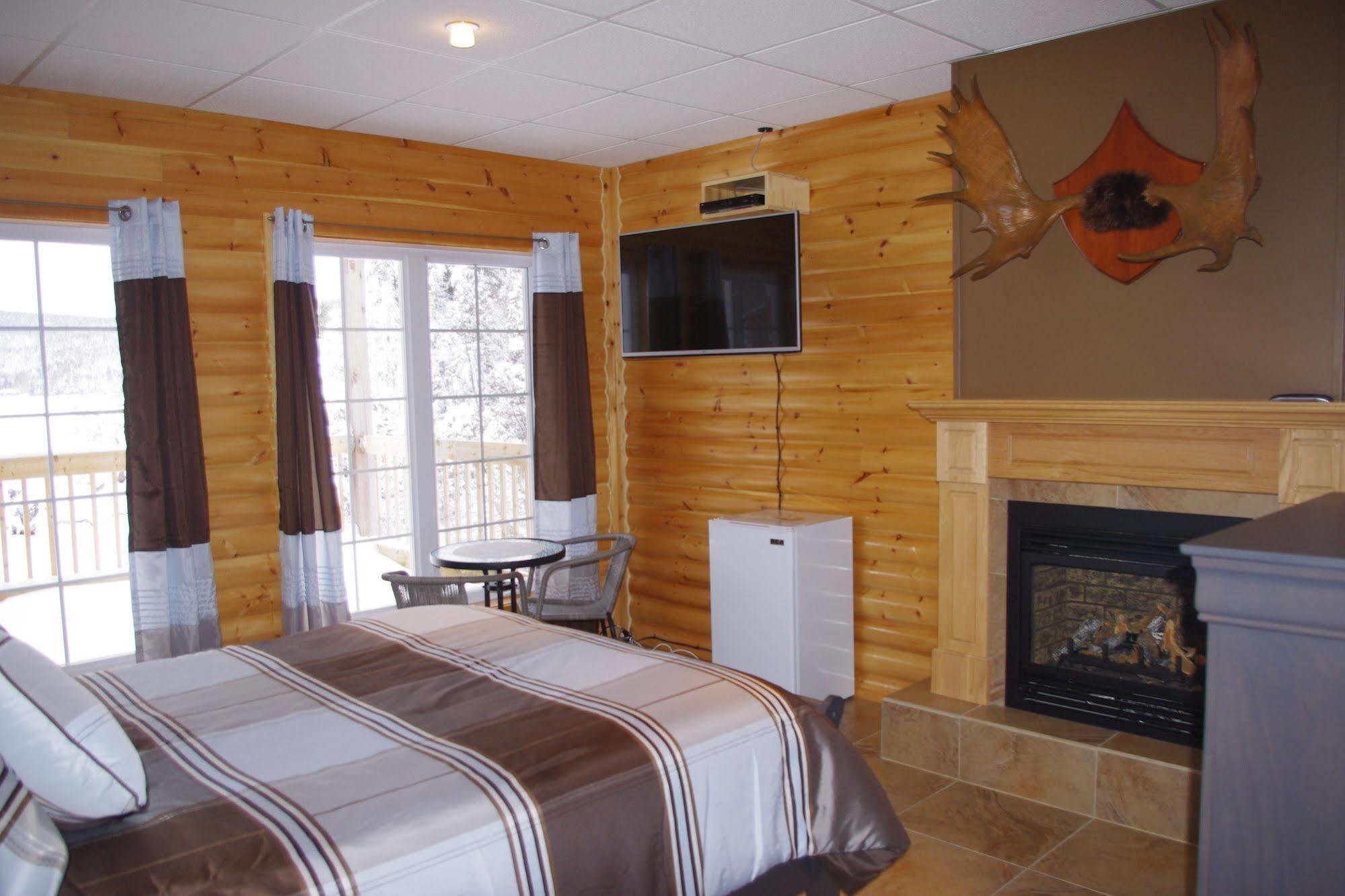 Auberge La Taniere Tadoussac Εξωτερικό φωτογραφία
