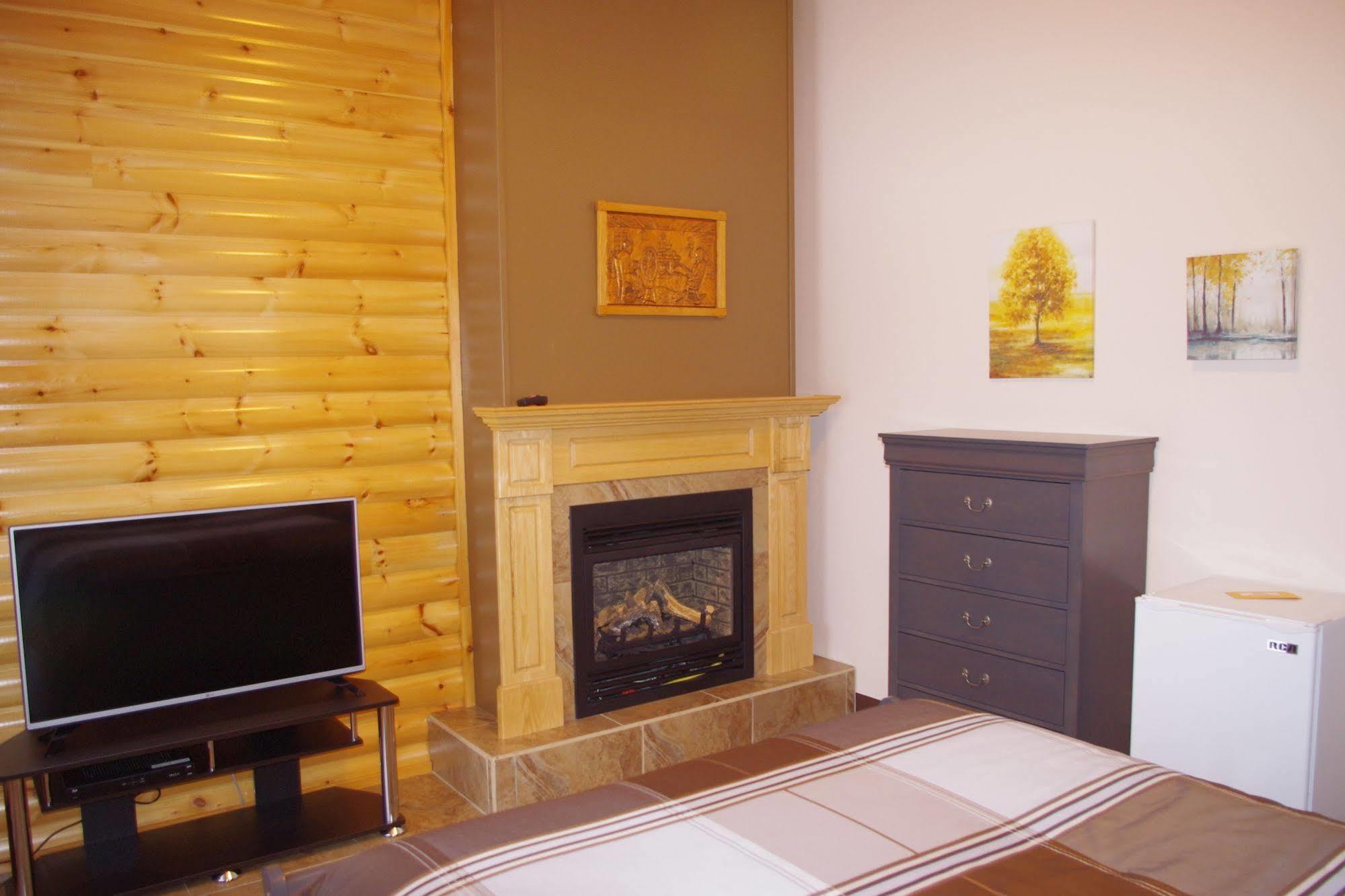 Auberge La Taniere Tadoussac Εξωτερικό φωτογραφία