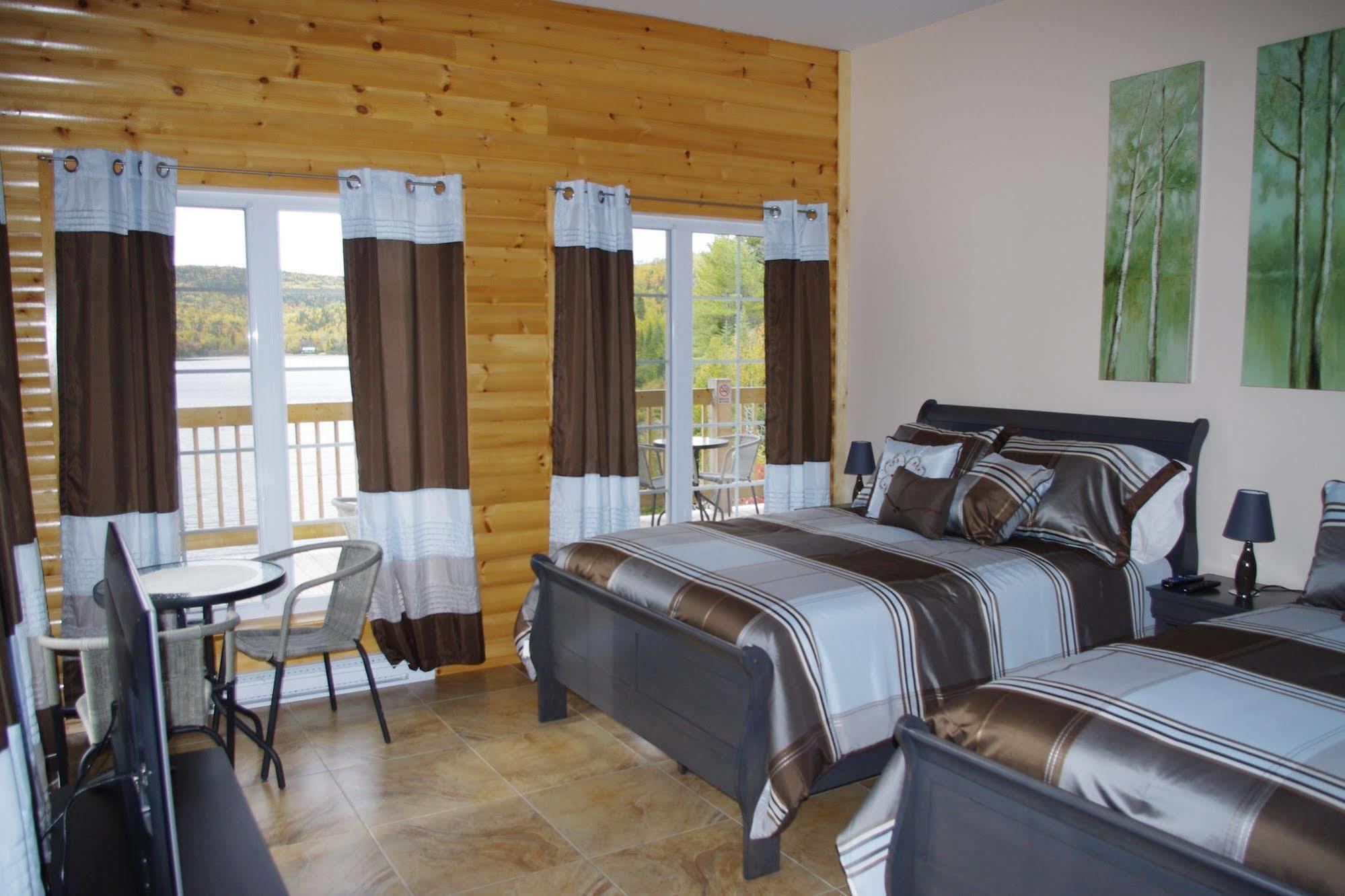Auberge La Taniere Tadoussac Εξωτερικό φωτογραφία